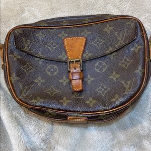 Auth Louis Vuitton Jeune Fille Crossbody Handbag